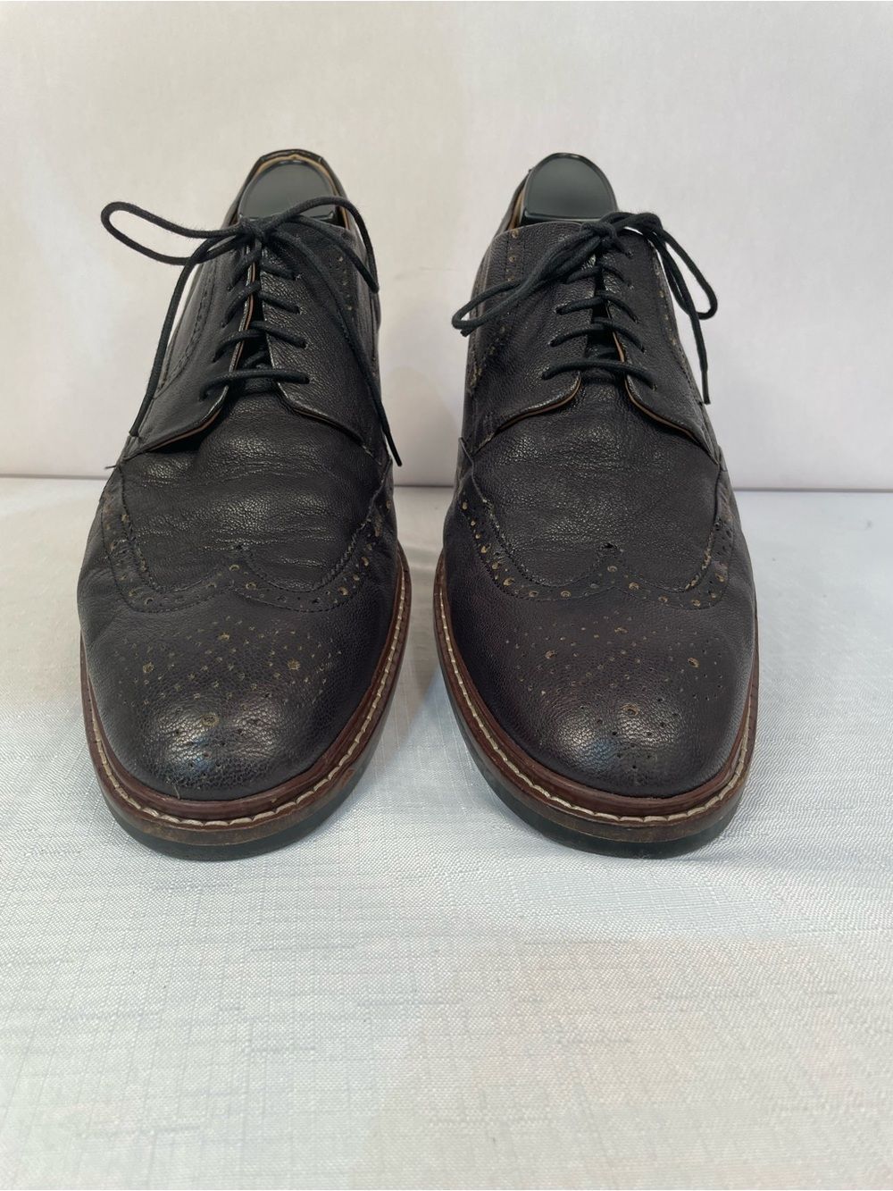 Classic Men's Brogue Derby Shoes by Cole Haan in Black Leather Oxford Dress - Picture 4 of 6